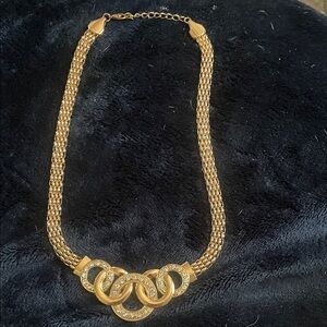 Elegant Gold Chain Link Necklace